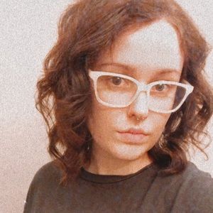 Meet your Posher, Whitney